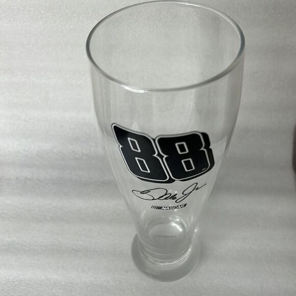 Nascar 88 Dale Jr 20 Ounce Drinking Beer Glass - Picture 2 of 5